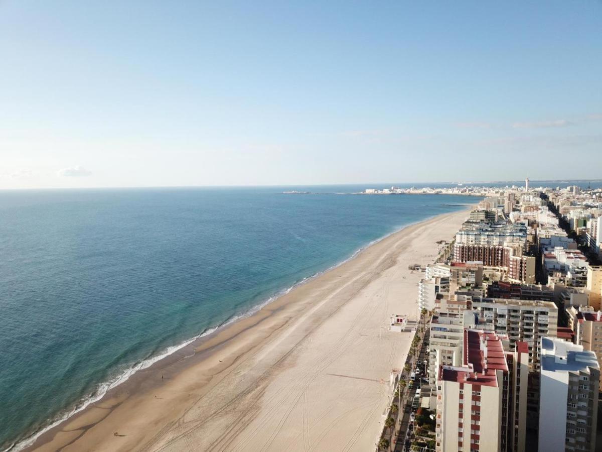 Piso Luminoso Cerca De Playa Leilighet Cádiz Eksteriør bilde